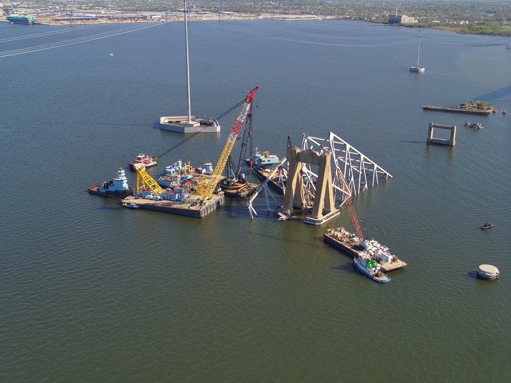 U.S. Army Corps of Engineers clears wreckage from Limited Access Channel in Port of Baltimore