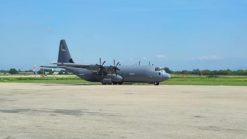 U.S. Military Aircraft transports US Embassy Port-au-Prince Support and Security Personnel