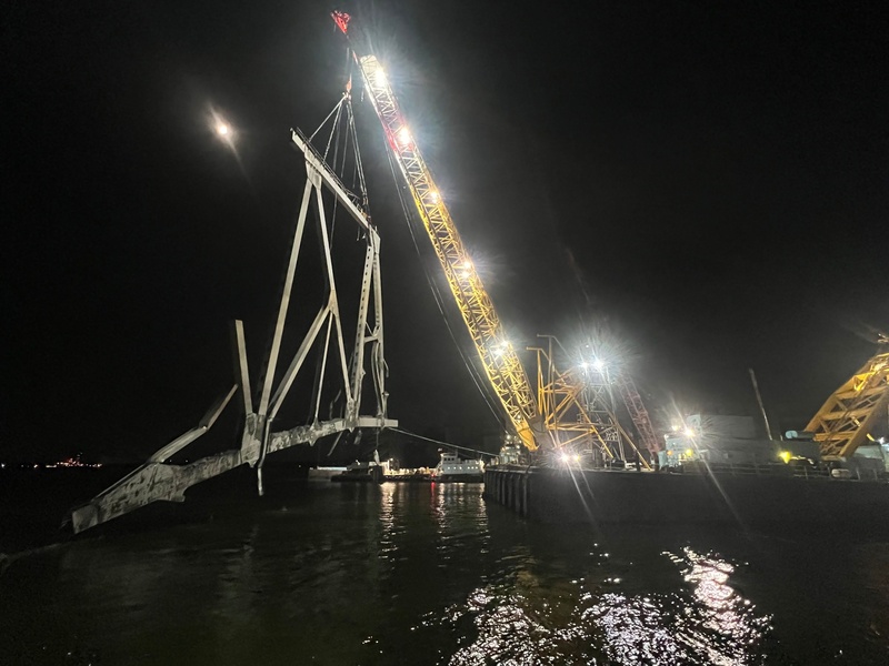 Salvors remove section of Francis Scott Key Bridge from Patapsco River