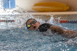 1st Lt. Susan Janfrancisco swims [Image 2 of 4]