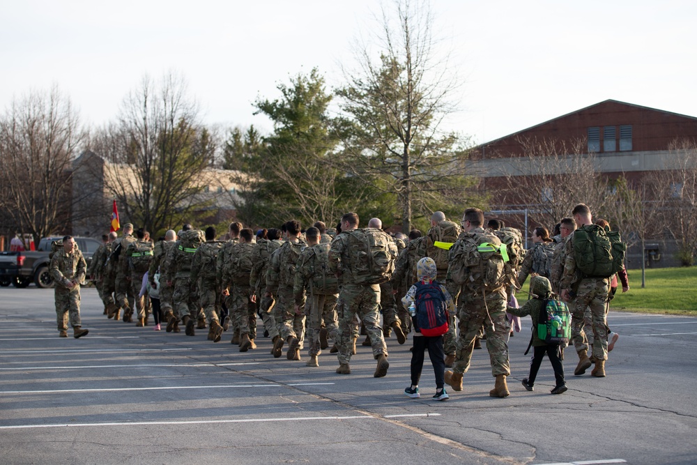 10th Mountain Division Families Participate in the Mini Mountaineer March