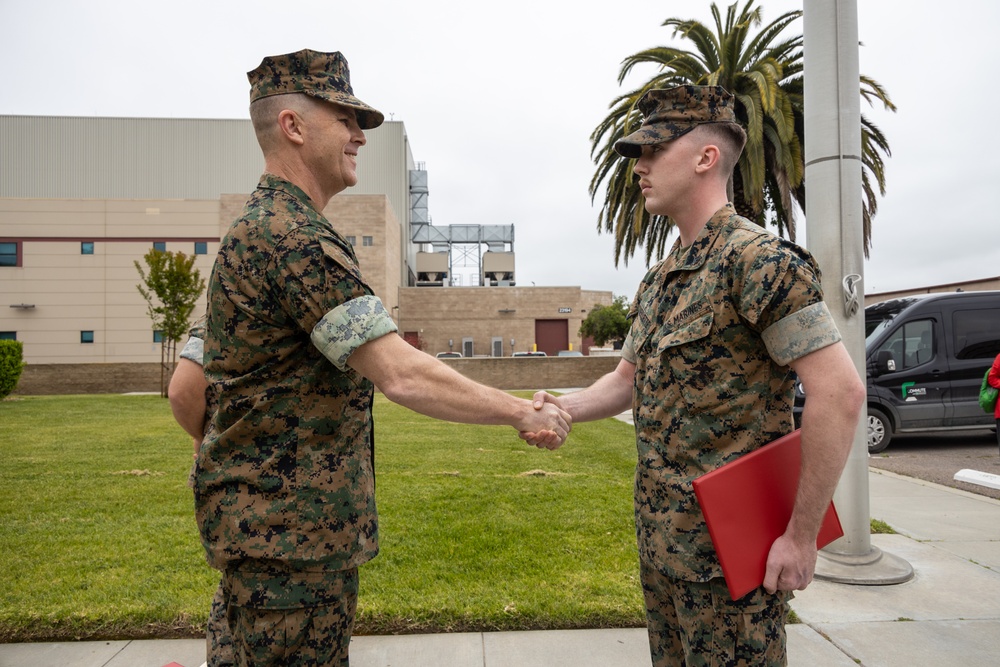MCAS Marines perform Earth Day clean up
