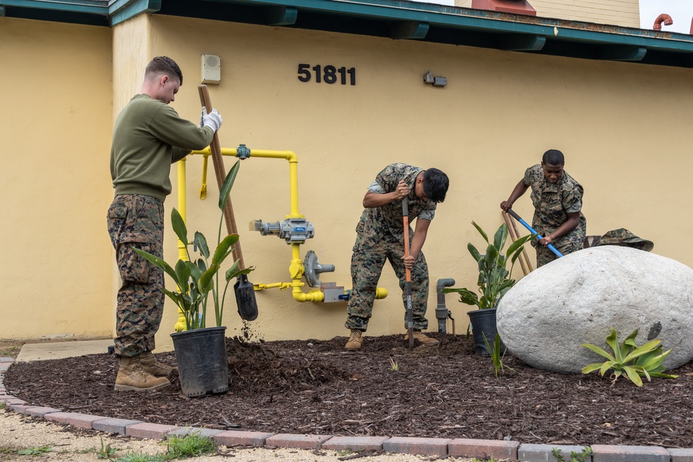 Camp Pendleton MCCS's Single Marine Program teamed up with Environmental Security, and Recycling Center to host Earth Day event