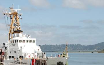 Coast Guard holds decommissioning ceremony for USCGC Orcas in Coos Bay, Oregon