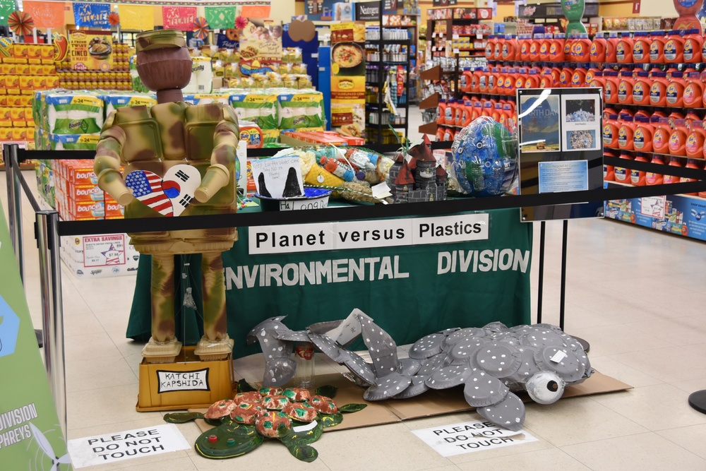Earth Day cake-cutting ceremony at Humphreys recognizes “Planet vs. Plastics” art contest winners