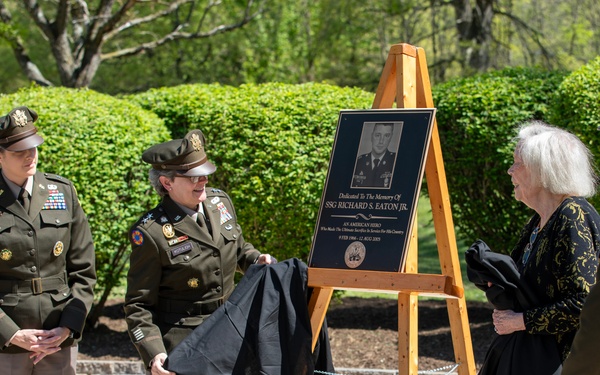 Staff Sgt. Richard S. Eaton Jr. Army Reserve Center memorialization ceremony
