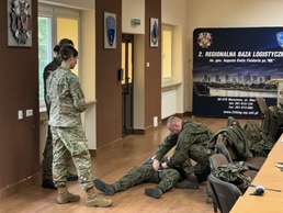 3rd ID and Civil Affairs team up to teach combat lifesaver course to Polish soldiers