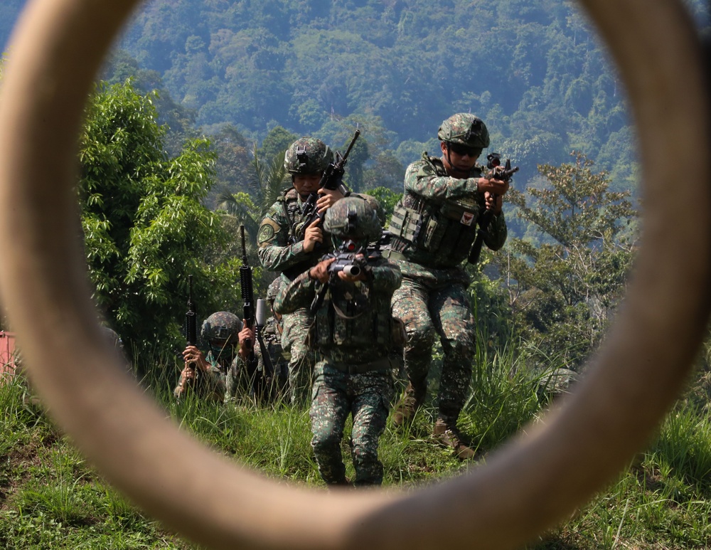 MAREX 24: U.S. Marines, Armed Forces of the Philippines conduct close quarters battle training