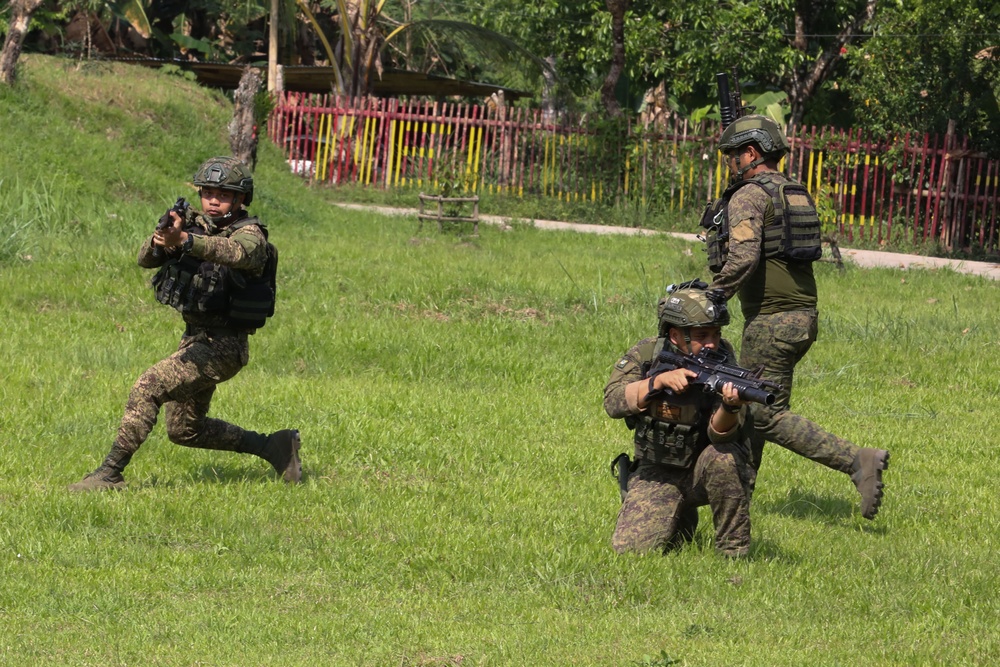 MAREX 24: U.S. Marines, Armed Forces of the Philippines conduct close quarters battle training