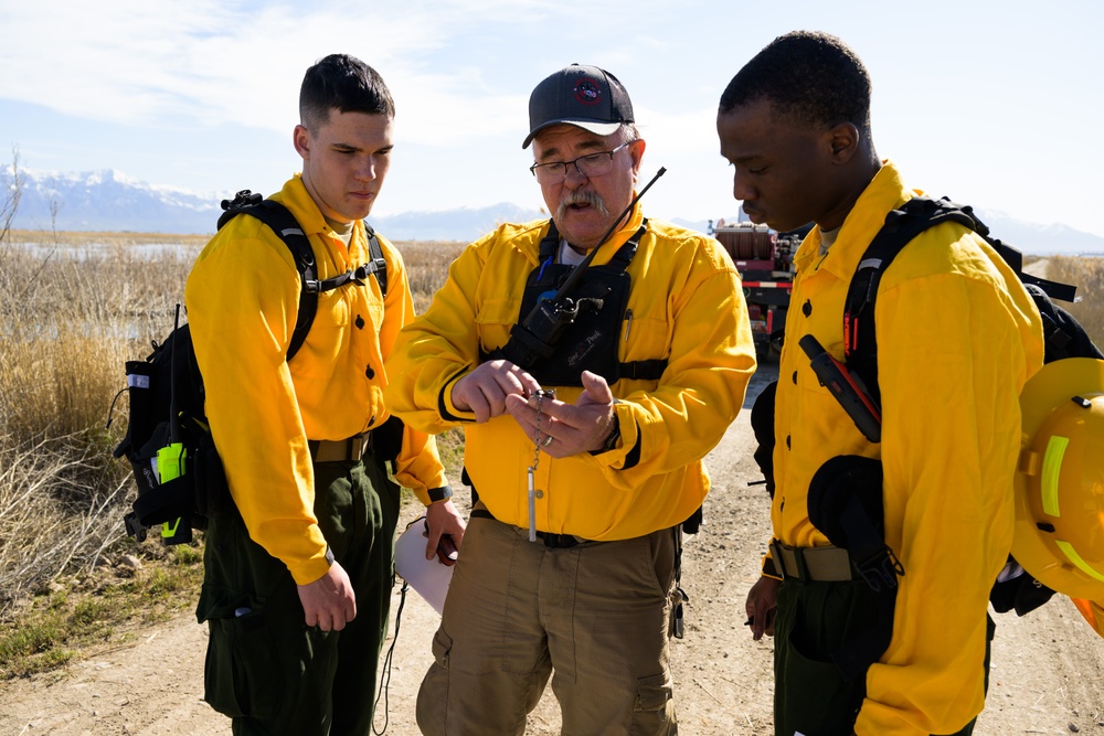 Hill Airmen work prescribed burn