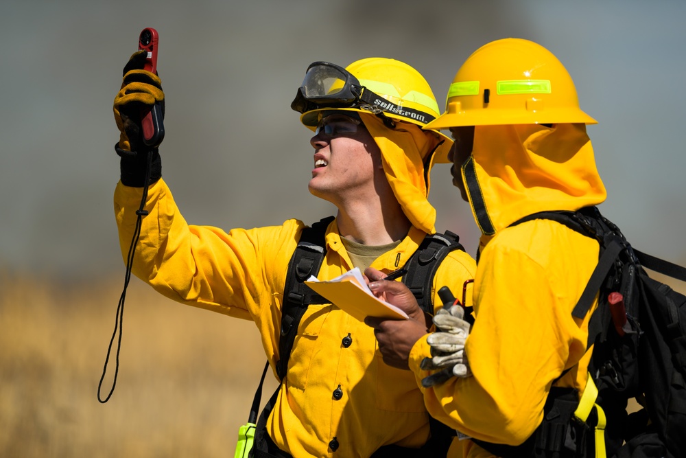 Hill Airmen work prescribed burn