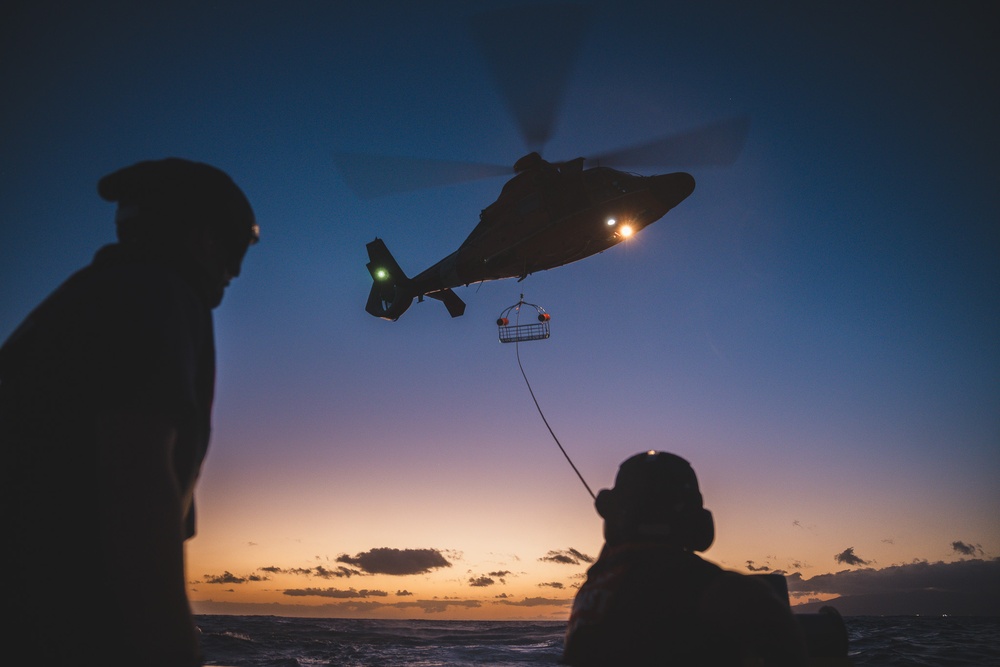 U.S. Coast Guard Station Honolulu conducts night operations with U.S. Coast Guard Air Station Barbers Point