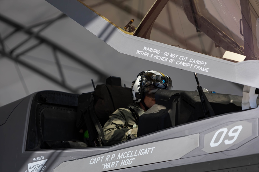 Marine Fighter Attack Squadron 225’s F-35B Lightning II aircraft take off at Marine Corps Iwakuni