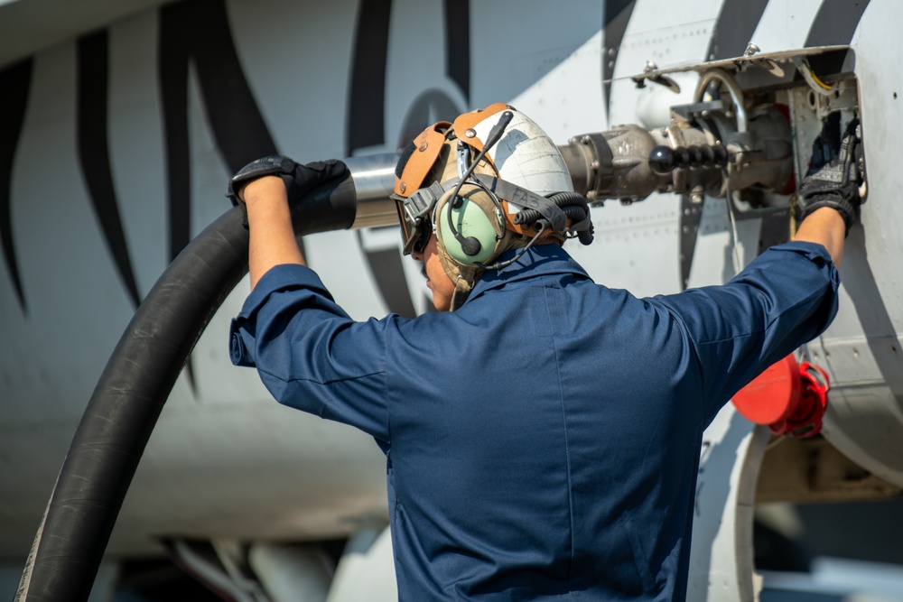 DVIDS - Images - VMFA(AW)-224 conducts Hot Refueling at MCAS Iwakuni ...