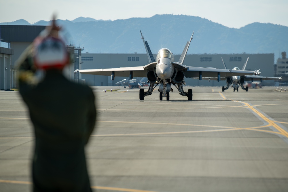 VMFA(AW)-224 conducts Hot Refueling at MCAS Iwakuni