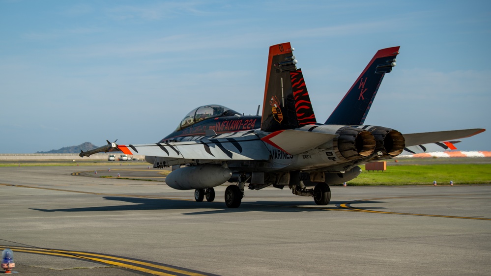 VMFA(AW)-224 conducts Hot Refueling at MCAS Iwakuni