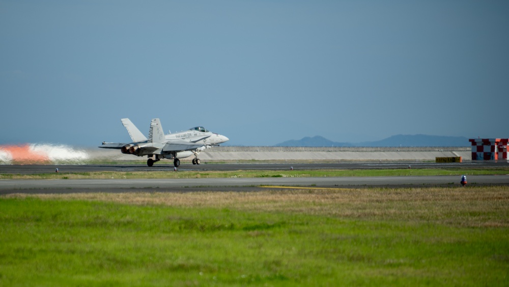 VMFA(AW)-224 conducts Hot Refueling at MCAS Iwakuni