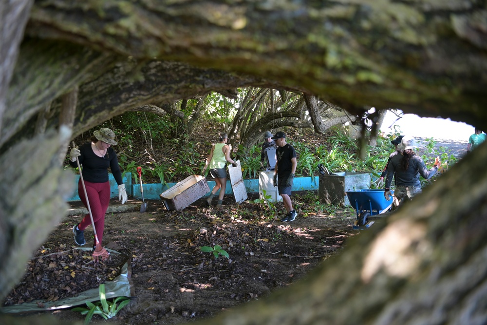 Earth Day Beach Clean-Up