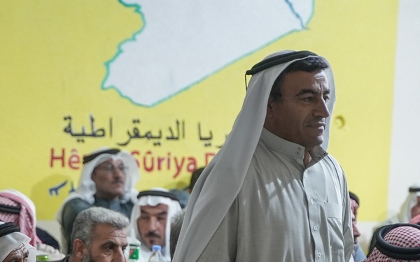 Coalition members, SDF meet with tribal leaders in Deir ez-Zor