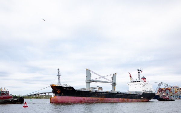 Unified Command opens Limited Access Channel to commercial vessels