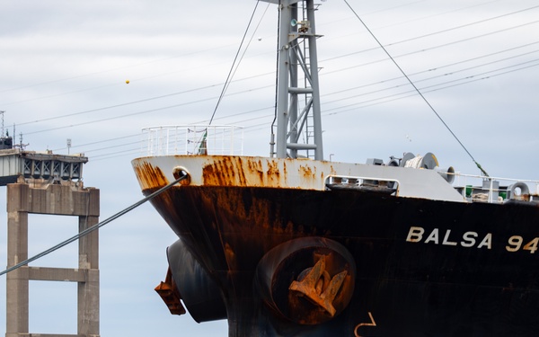 Unified Command opens Limited Access Channel to commercial vessels