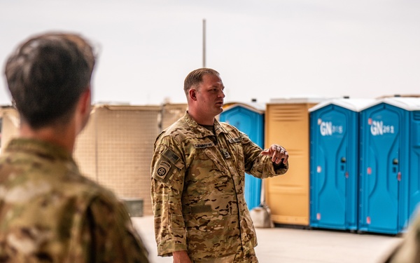 Paratroopers receive Brigade coins and recognition
