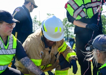 NMCCL Transport Team participates in DWI crash reenactment