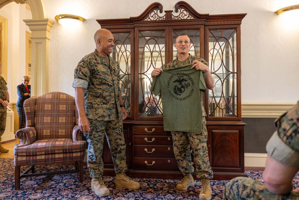 Lt. Gen. Anderson IV speaks to MARFORCOM leadership