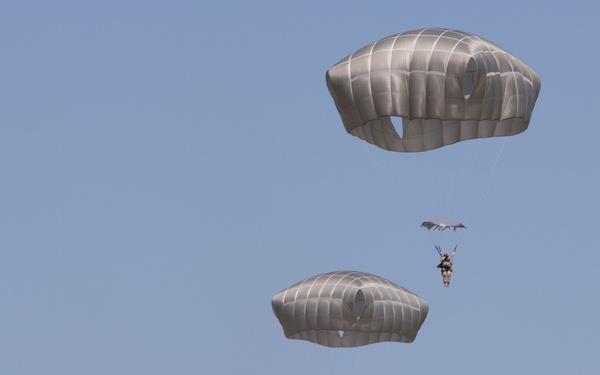 Georgia Guard celebrates a decade of providing high-class airborne safety training