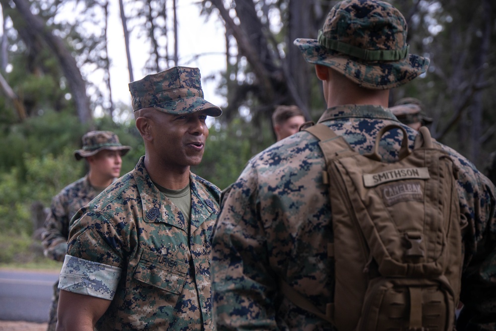 From Briefing Room to Bellows: 3rd MLG Commanding General visits Marines and Sailors during field exercise