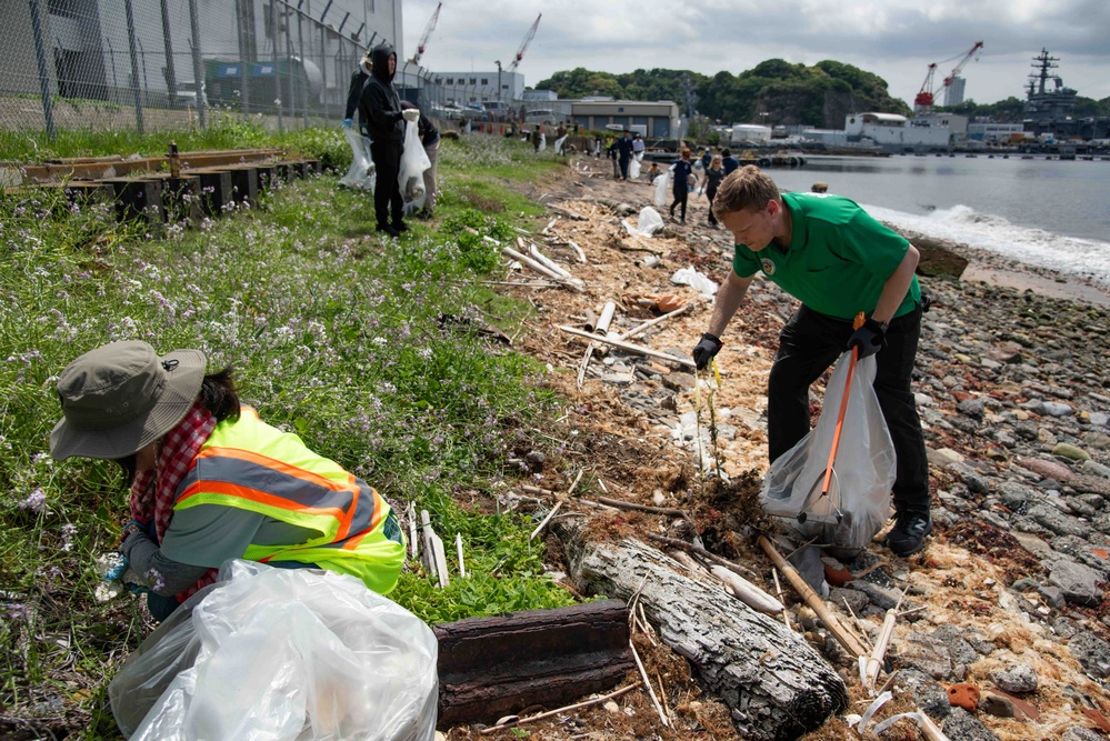 CFAY Earth Day Beach Cleanup