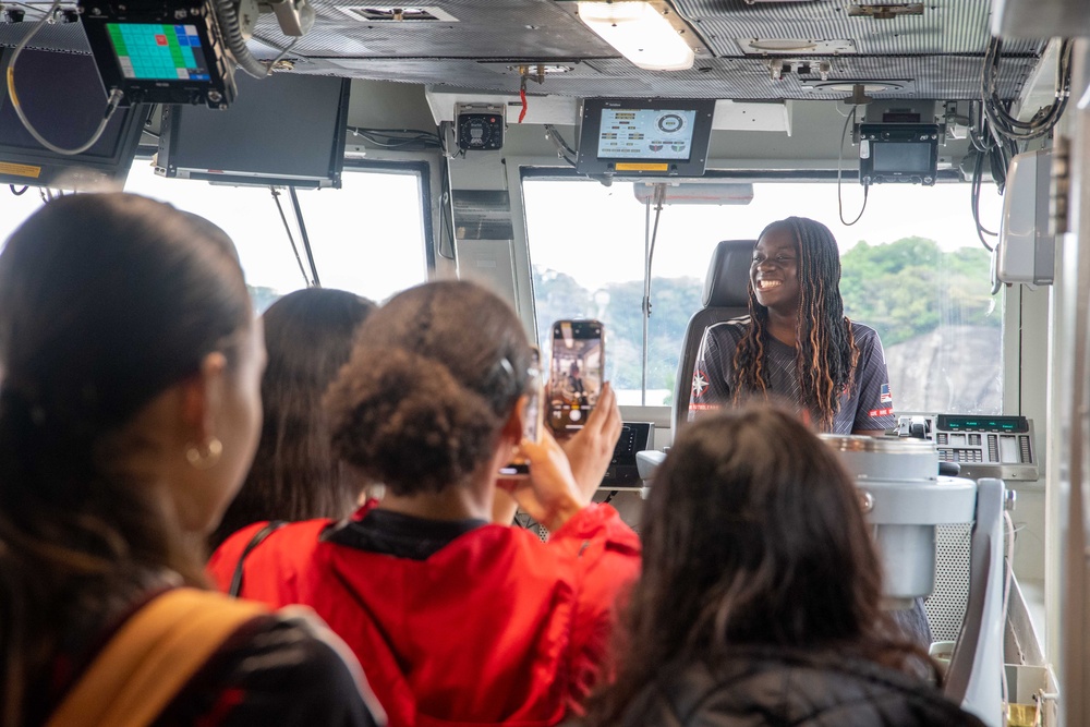 DVIDS - Images - USS Ronald Reagan (CVN 76) hosts tour for students ...