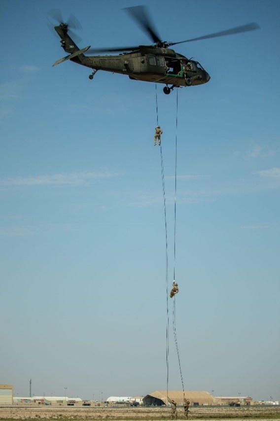 U.S. Army Central Soldiers participate in Rappel Master Course