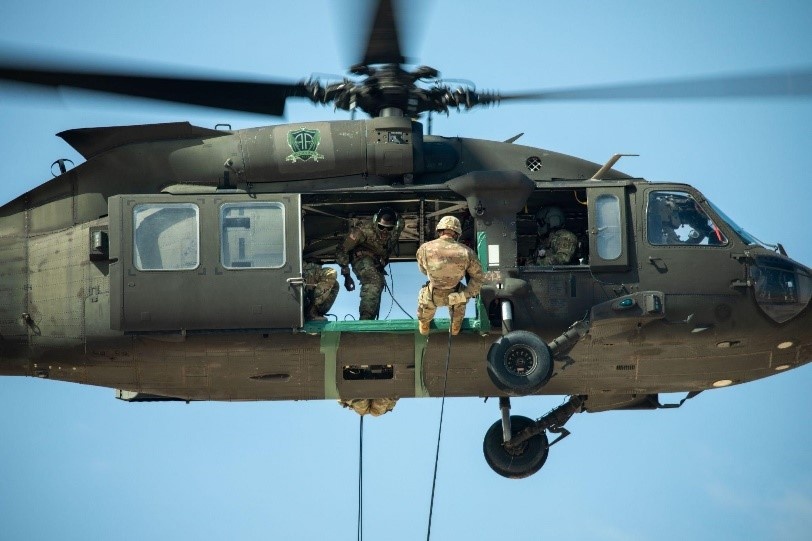 U.S. Army Central Soldiers participate in Rappel Master Course