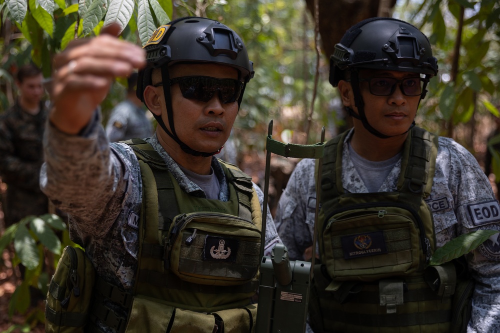 Balikatan 24: Explosive Ordnance Disposal Training