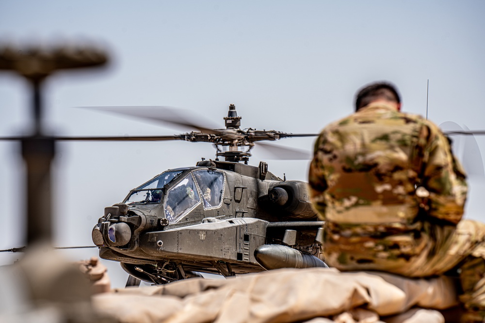 AH-64 Fueling