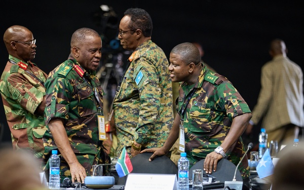 African Land Forces Summit hosts plenary session on Combating Transnational Criminal Organizations