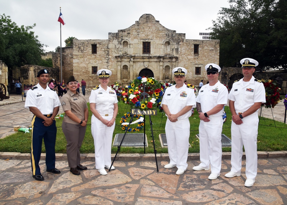 NAMRU San Antonio attends Navy Day at the Alamo