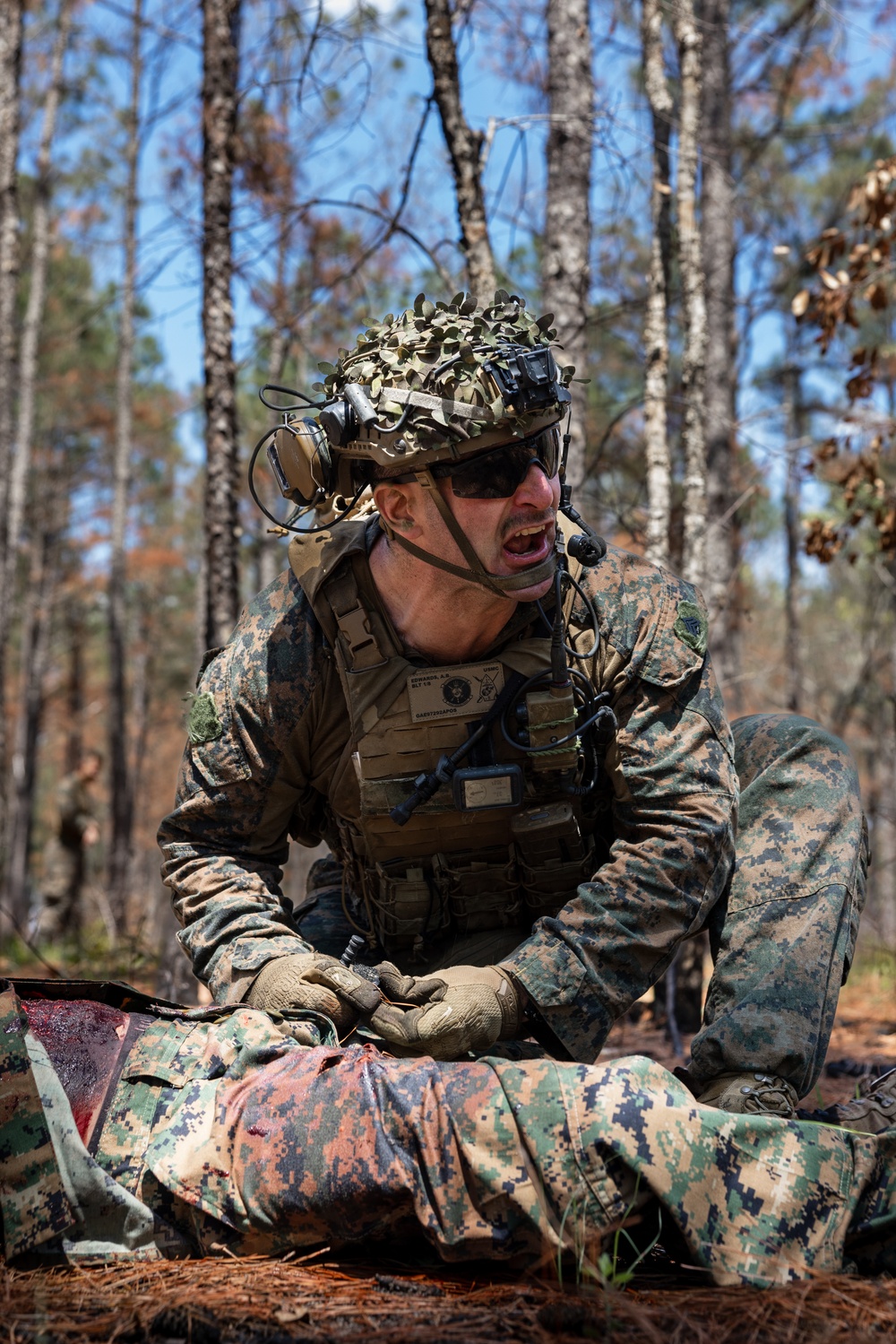 Marines with the 24th MEU conduct a simulated raid at MCOLF Oak Grove