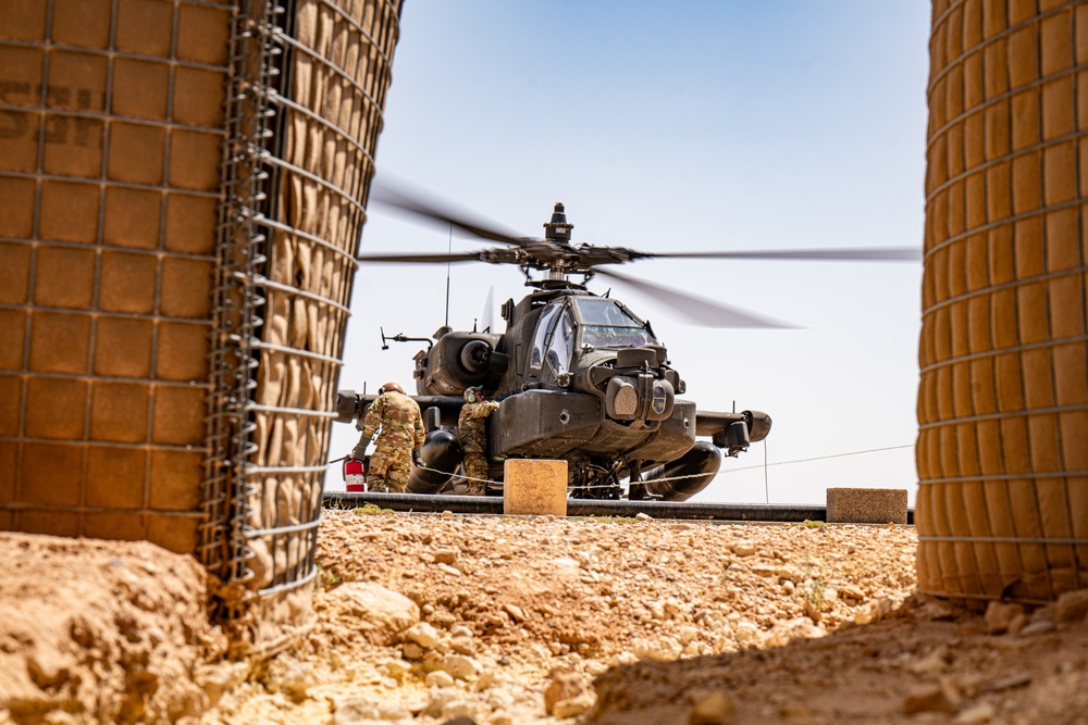 AH-64 Fueling