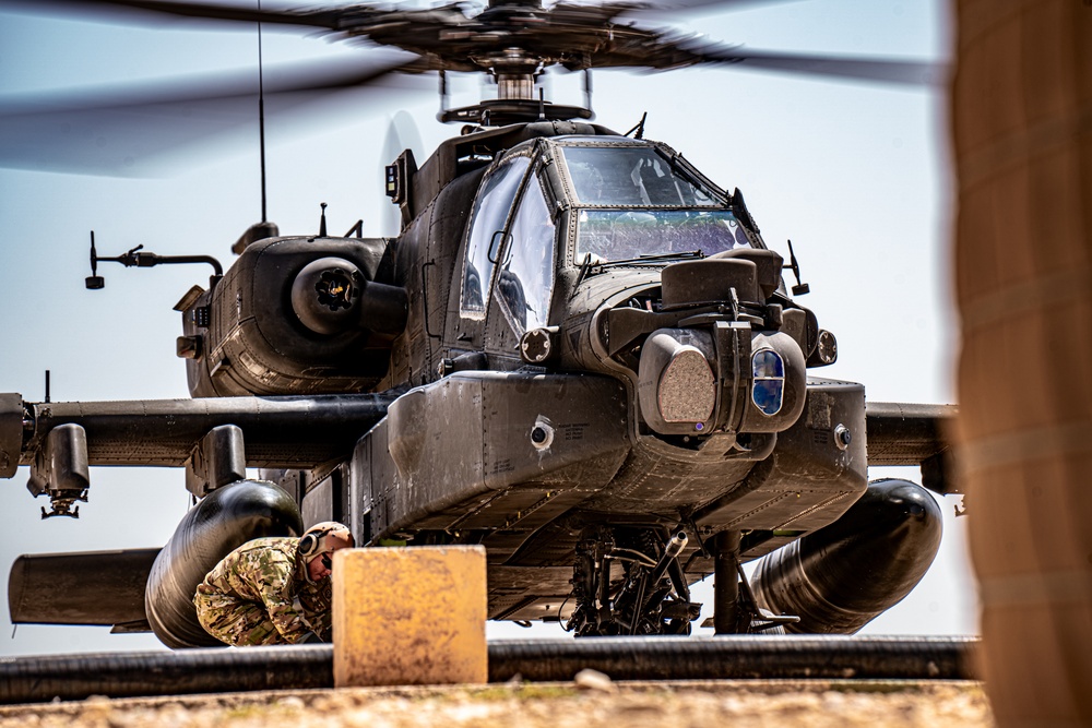 AH-64 Fueling