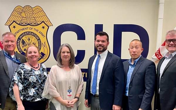 Army CID Special Agents Partner with School District Officials near Fort Carson, Colorado