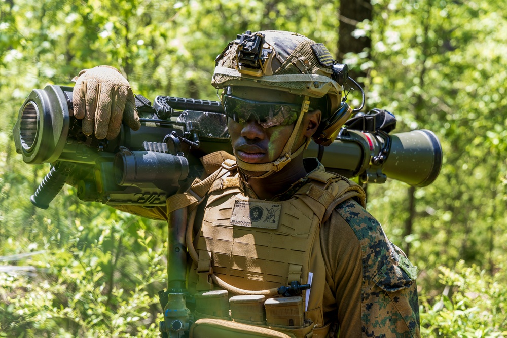 24th Marine Expeditionary Unit carry out a simulated raid at Marine Corps Outlying Field Oak Grove