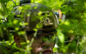 24th Marine Expeditionary Unit carry out a simulated raid at Marine Corps Outlying Field Oak Grove