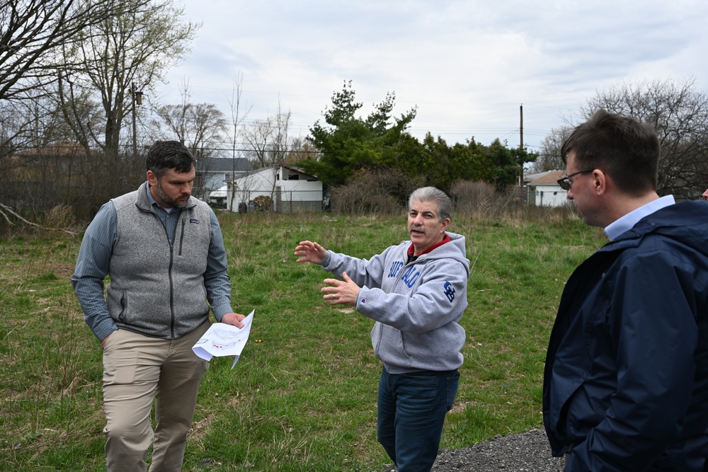 DOE-LM and the USACE Buffalo District Celebrate Transfer of FUSRAP Tonawanda Landfill