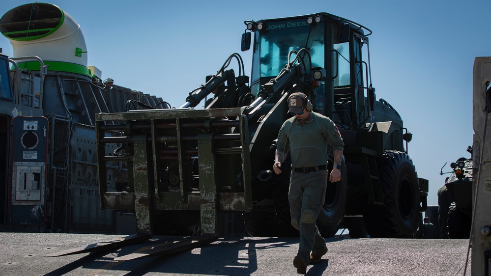 LCAC Beach Landing