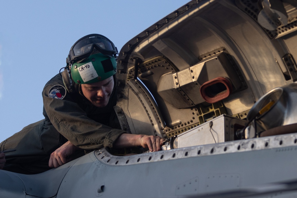 VMGR-152 Marines conduct unit level training in Guam