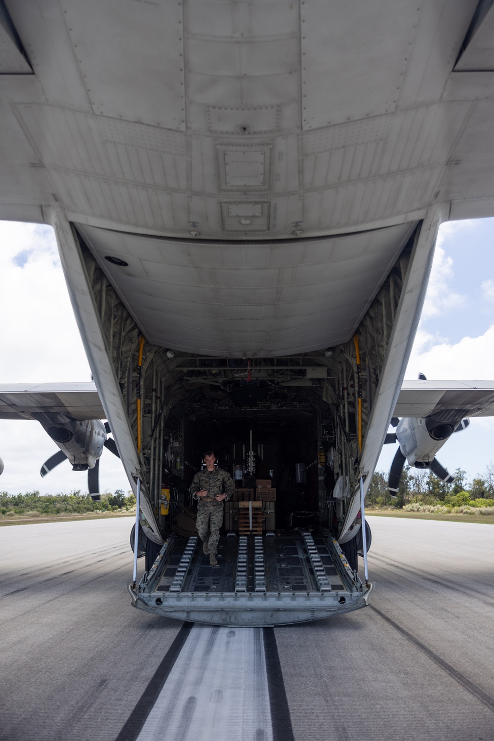 VMGR-152 Marines conduct unit level training in Guam