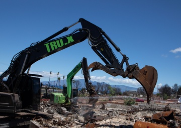 Debris clearing in Lahaina, Hawaii