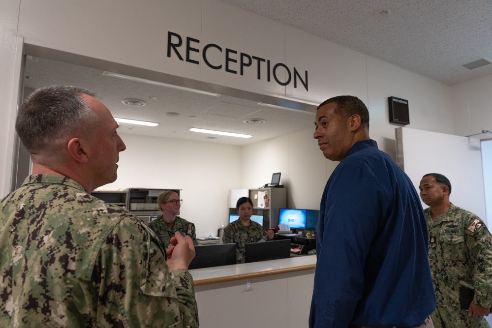 Franklin Parker Visits MCAS Iwakuni